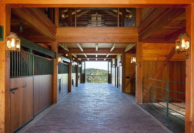 2358 Long Hill Road, Woodstock, VT 05091