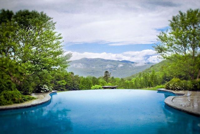 2358 Long Hill Road, Woodstock, VT 05091