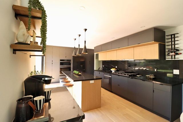 230 Westchester Drive, Los Gatos, CA 95032