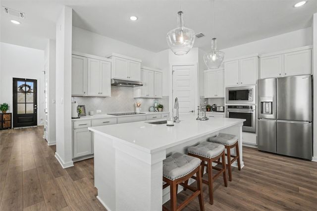 645 Treaty Oak DR, Georgetown, TX 78628