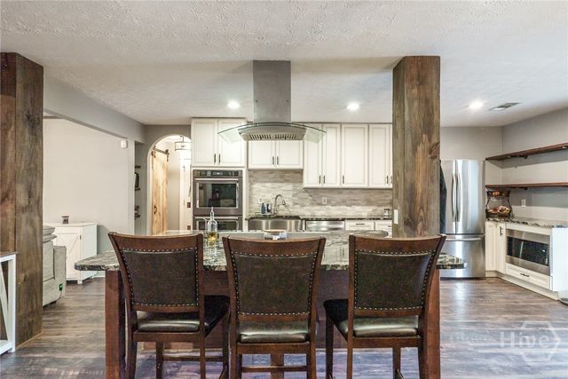 3633 Saddlebrook Drive, Loganville, GA 30052