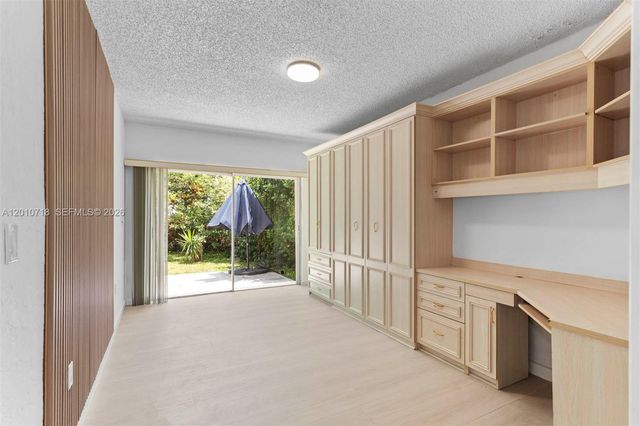 9125 Carlyle Ave, Surfside, FL 33154