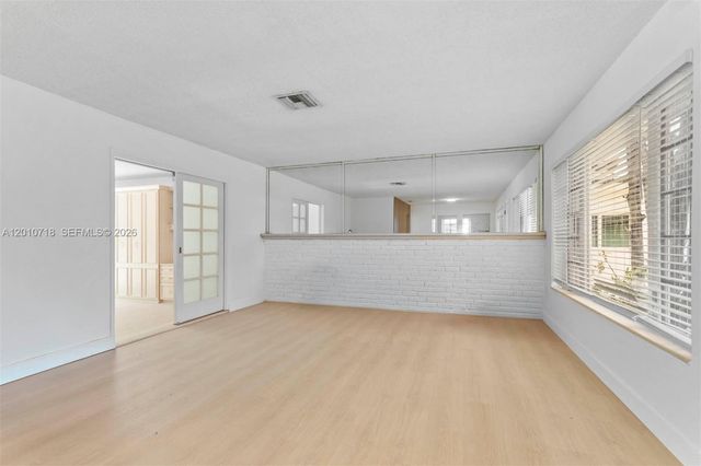 9125 Carlyle Ave, Surfside, FL 33154