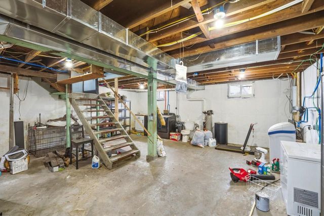 250 W CAROLINE STREET, Markesan, WI 53946