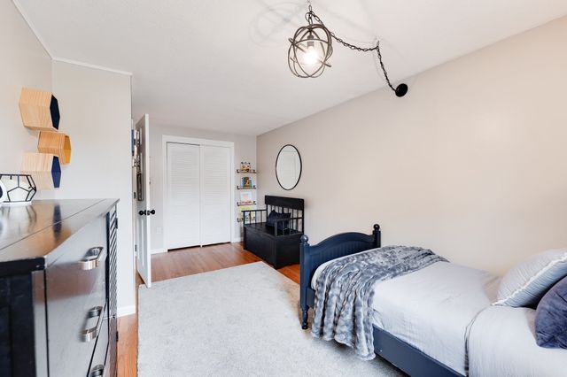 67 Kittredge Dr, Westfield, MA 01085