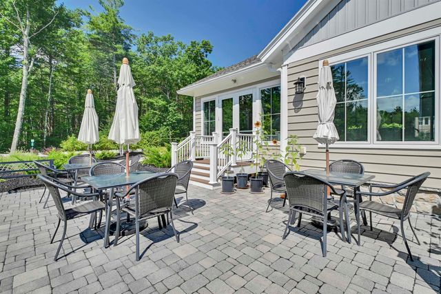 32 Willey Creek Rd Unit 205, Exeter, NH 03833