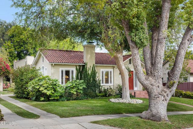 1710 N Catalina Avenue, Pasadena, CA 91104