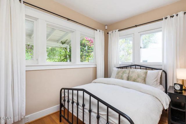 1710 N Catalina Avenue, Pasadena, CA 91104