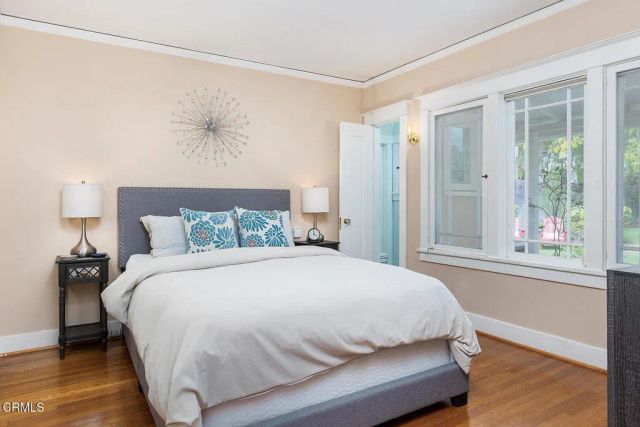 1710 N Catalina Avenue, Pasadena, CA 91104