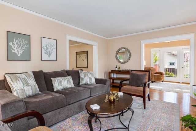 1710 N Catalina Avenue, Pasadena, CA 91104