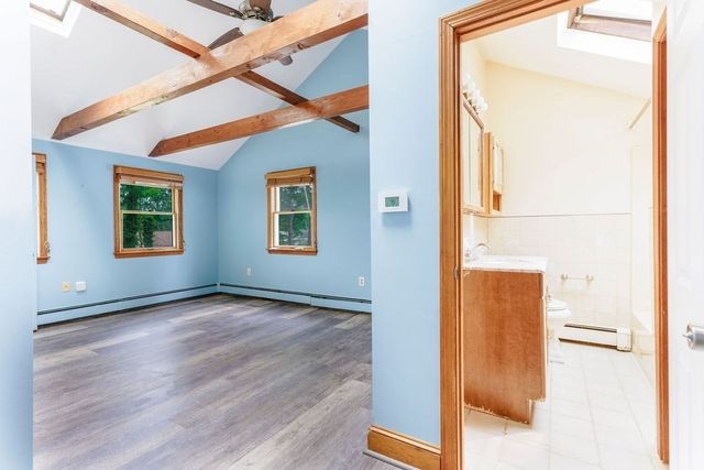 1083 Edgell Rd, Framingham, MA 01701