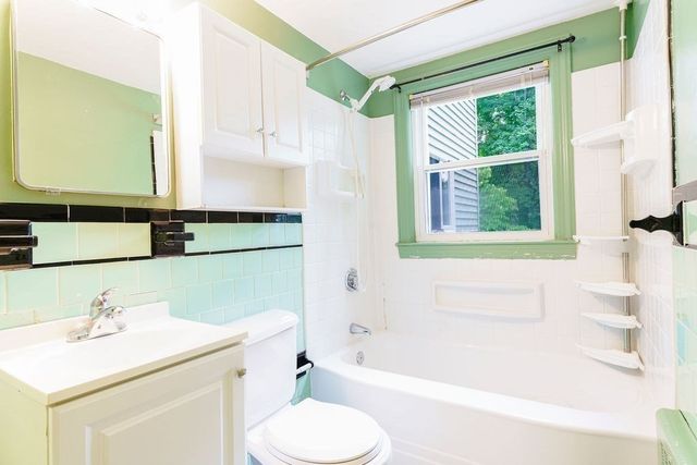 1083 Edgell Rd, Framingham, MA 01701
