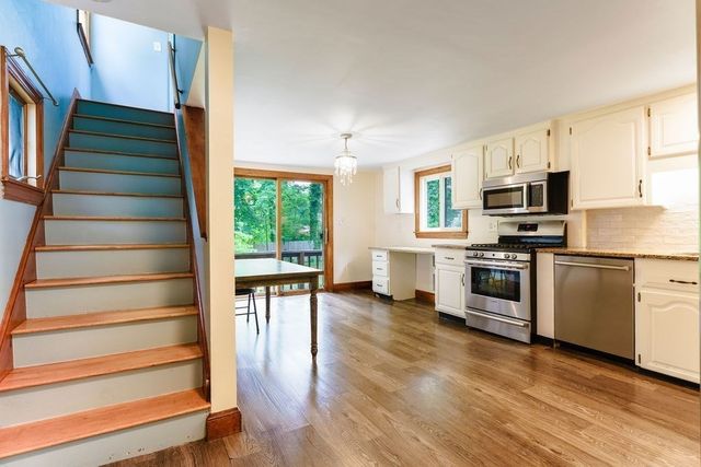 1083 Edgell Rd, Framingham, MA 01701