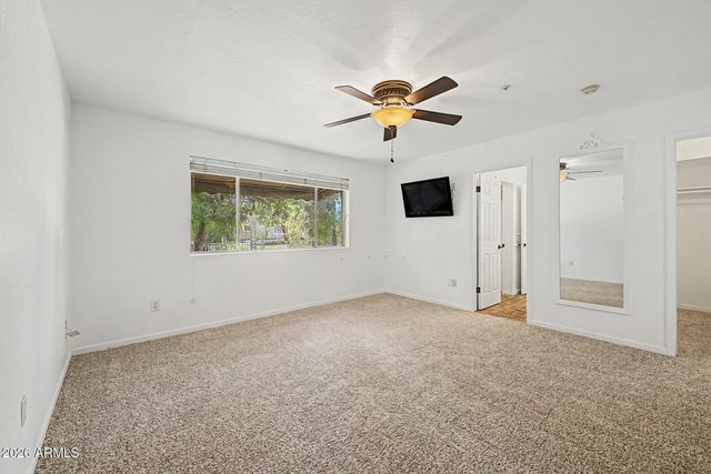 4015 W TOPEKA Drive, Glendale, AZ 85308