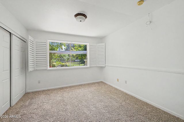 4015 W TOPEKA Drive, Glendale, AZ 85308