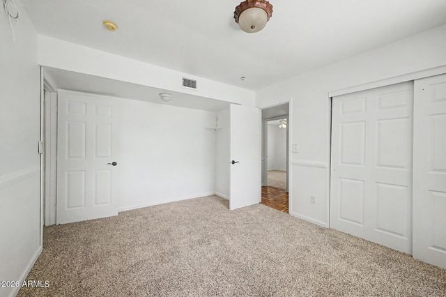4015 W TOPEKA Drive, Glendale, AZ 85308