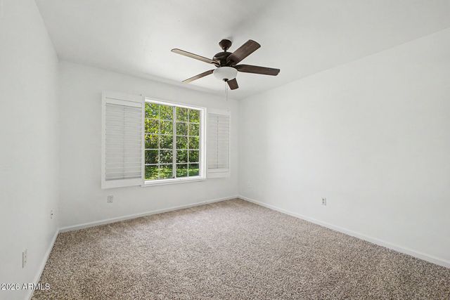 4015 W TOPEKA Drive, Glendale, AZ 85308