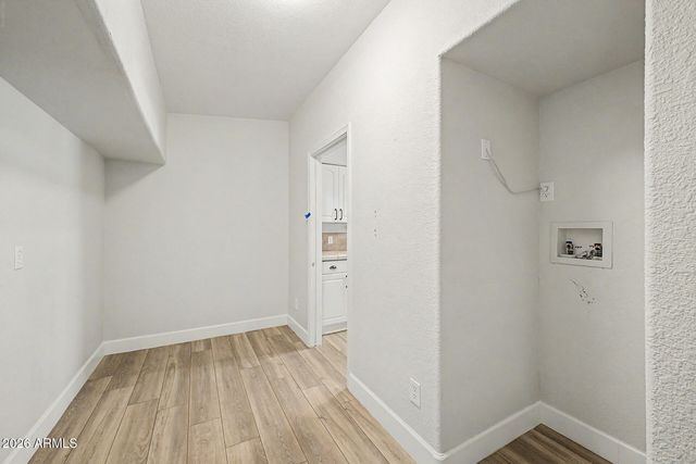 4015 W TOPEKA Drive, Glendale, AZ 85308