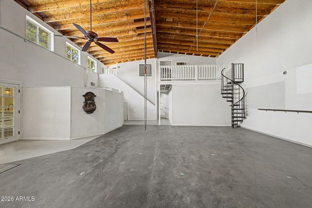 4015 W TOPEKA Drive, Glendale, AZ 85308