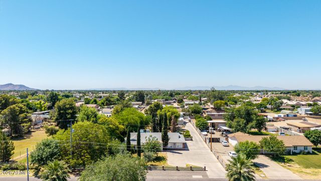 4015 W TOPEKA Drive, Glendale, AZ 85308