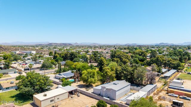 4015 W TOPEKA Drive, Glendale, AZ 85308