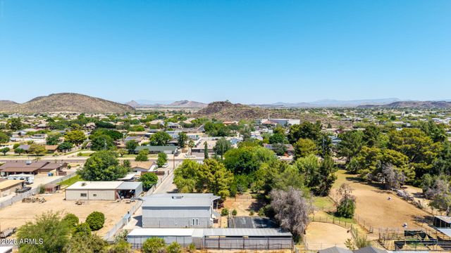 4015 W TOPEKA Drive, Glendale, AZ 85308
