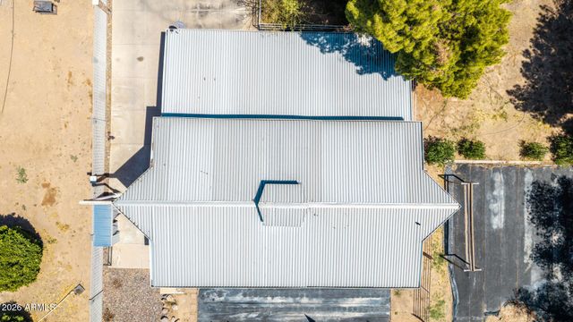 4015 W TOPEKA Drive, Glendale, AZ 85308