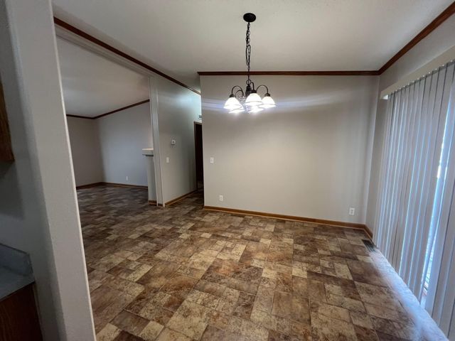 92 HURON Circle, Council Bluffs, IA 51501