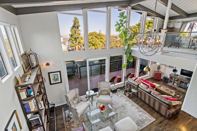 720 Temescal Way, Redwood City, CA 94062