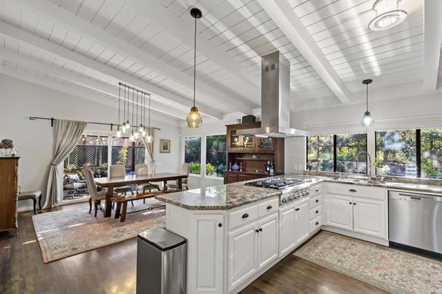 720 Temescal Way, Redwood City, CA 94062