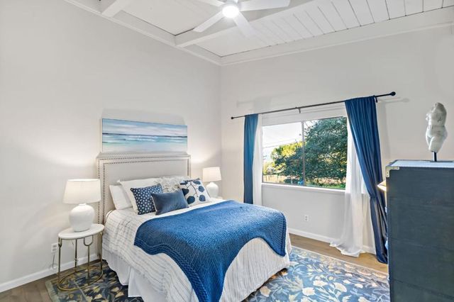 720 Temescal Way, Redwood City, CA 94062