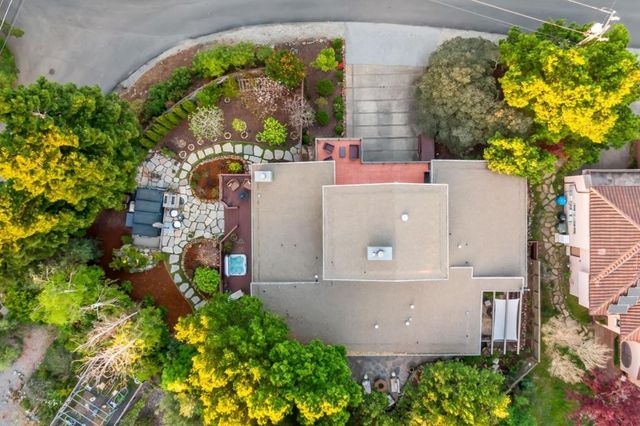 720 Temescal Way, Redwood City, CA 94062