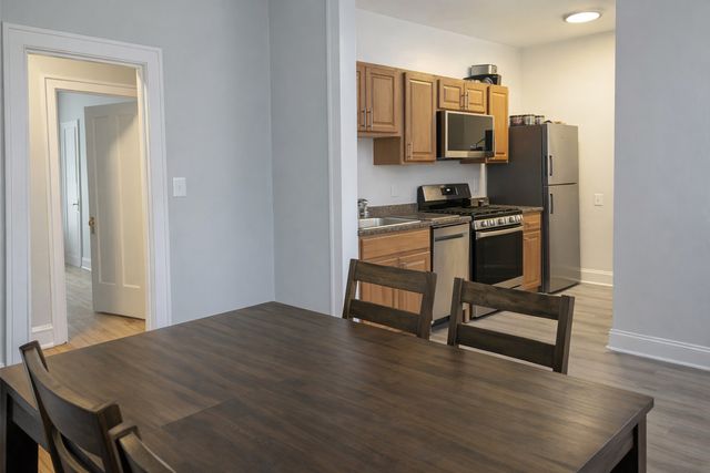 3610 N Claremont Avenue L3, Chicago, IL 60618