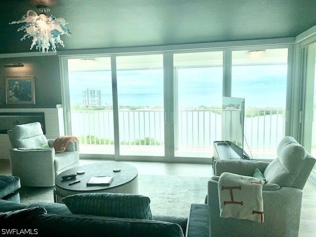 5550 HERON POINT DR 1505, Naples, FL 34108