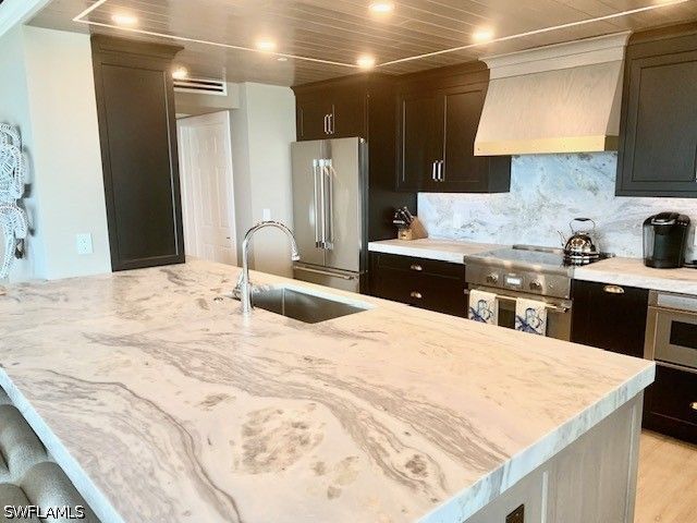 5550 HERON POINT DR 1505, Naples, FL 34108