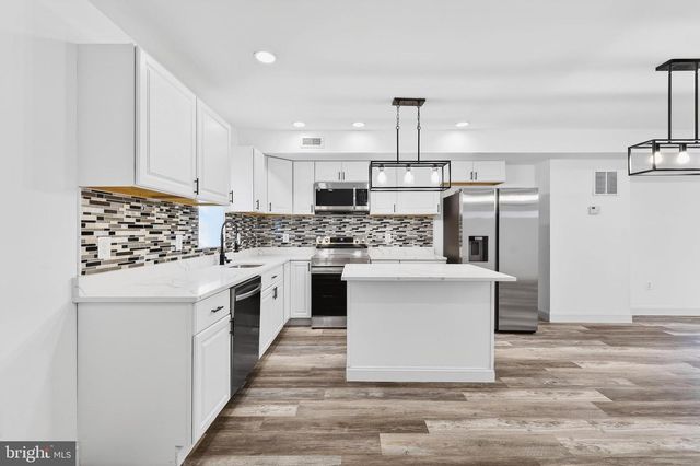 2500 W FRANKLIN ST, Baltimore, MD 21223