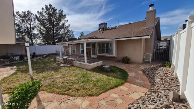 7324 DESIERTO PAIS Drive, El Paso, TX 79912