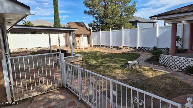 7324 DESIERTO PAIS Drive, El Paso, TX 79912