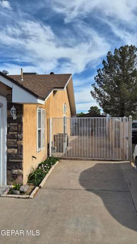 7324 DESIERTO PAIS Drive, El Paso, TX 79912