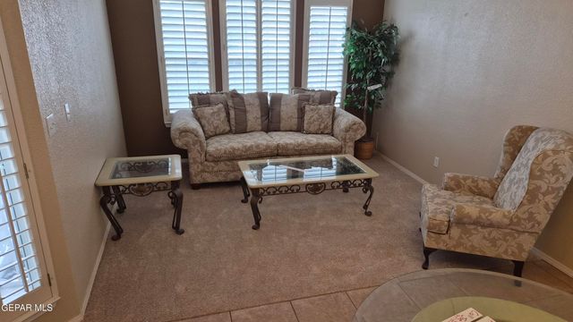 7324 DESIERTO PAIS Drive, El Paso, TX 79912