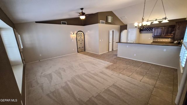 7324 DESIERTO PAIS Drive, El Paso, TX 79912
