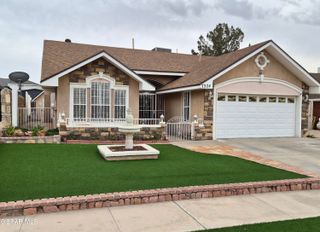 7324 DESIERTO PAIS Drive, El Paso, TX 79912