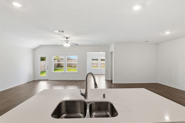415 Boston Road, Fate, TX 75189