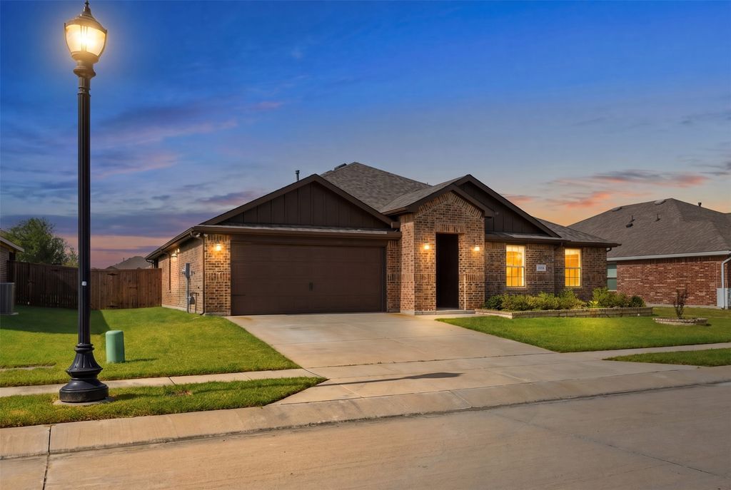 415 Boston Road, Fate, TX 75189