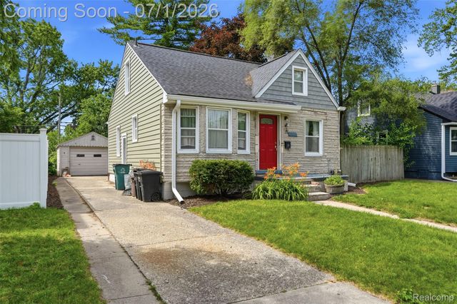 1427 Pearson Street, Ferndale, MI 48220