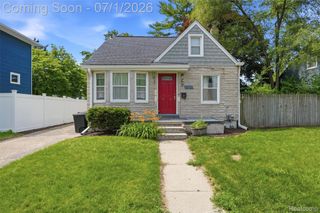 1427 Pearson Street, Ferndale, MI 48220