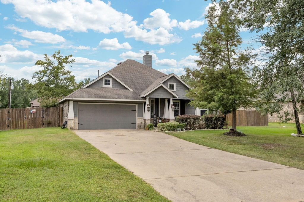 25071 Forest Circle, Hockley, TX 77447