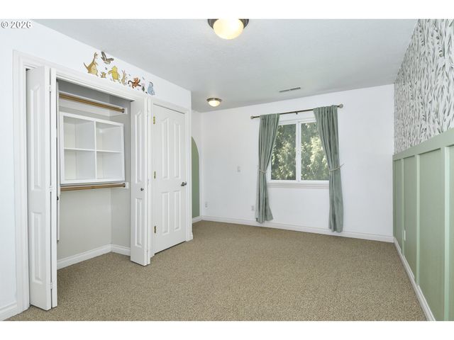 2571 Se ELLIOTT Dr, Gresham, OR 97080