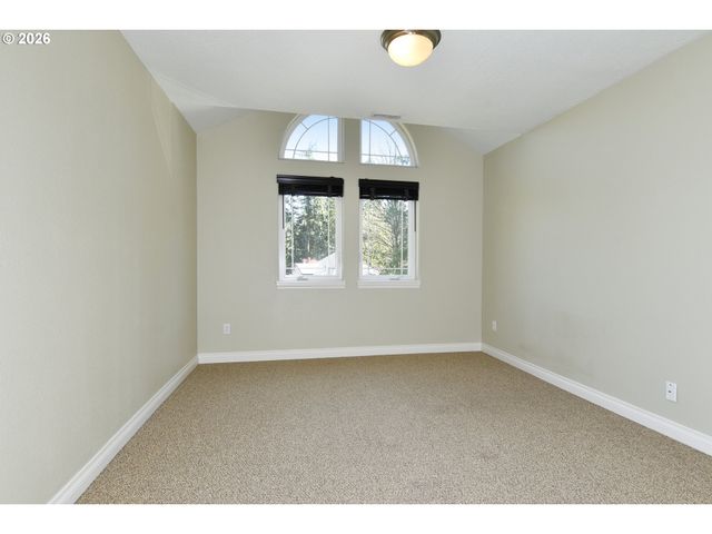 2571 Se ELLIOTT Dr, Gresham, OR 97080