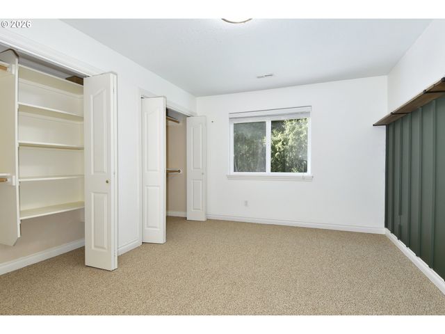 2571 Se ELLIOTT Dr, Gresham, OR 97080